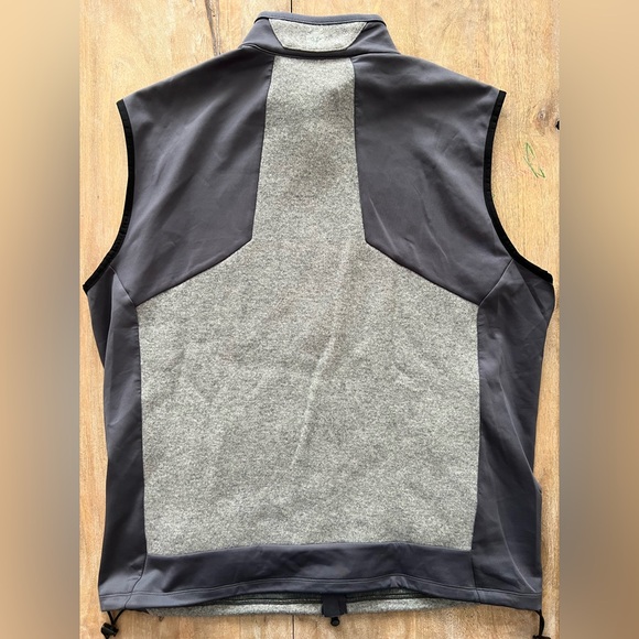 Greyson Designer Vest - Picture 2 of 7
